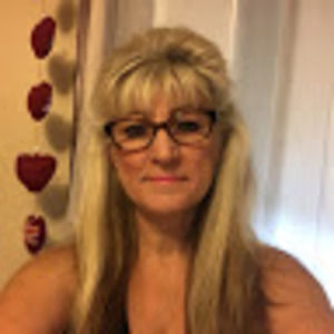 Meet your Posher, Anna-fay